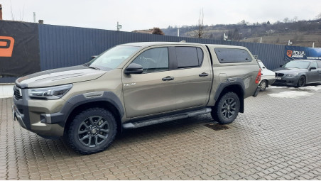 Aeroklas GSE-L canopy installed on Toyota Hilux 2025