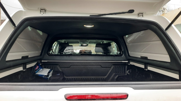 Fully equiped Toyota Hilux 2025