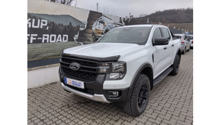 Roll cover and hood guard installed on Ford Ranger Tremor 2025