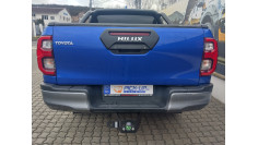 Roll cover, rollbar, towing hitch installed on Toyota Hilux 2023 2