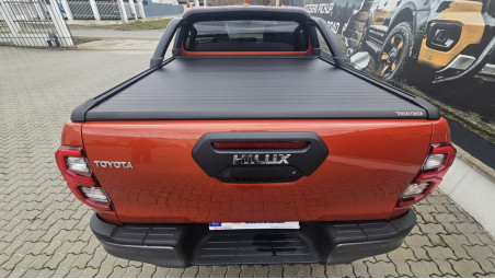 Fully equiped Toyota Hilux 2025