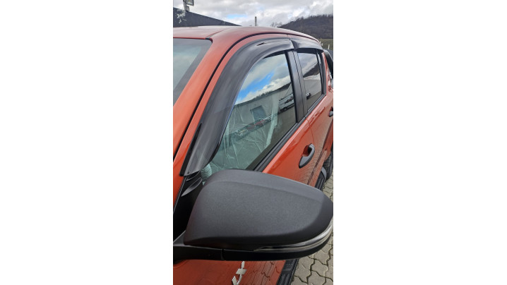 Fully equiped Toyota Hilux 2025