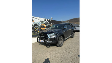 Fully equiped Toyota Hilux 2024