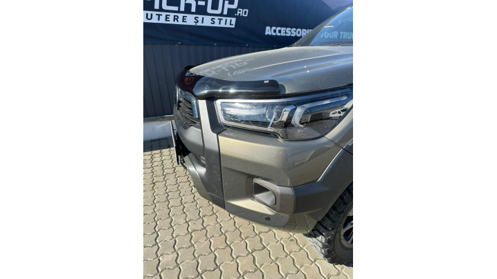 Fully equiped Toyota Hilux 2025