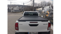 Mountain Top / Real Truck roll cover installed on Toyota Hilux 2024 2