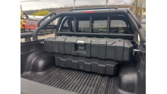 Montare troliu und Rocky rollbar pe Toyota Hilux 2025 2