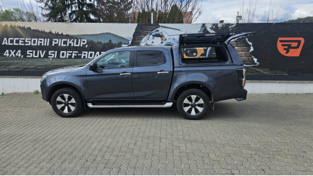 Alpha CMX-W canopy installed on Isuzu D-Max 2021