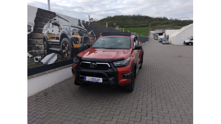 Fully equiped Toyota Hilux 2025
