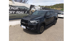 Montare extensie capotă și protecții laterale Safari pe Toyota Hilux GR Sport 2024 2