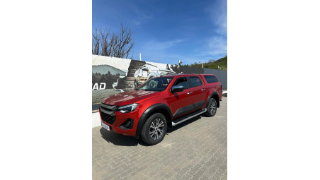 Montare hardtop, aparatori aripi, protectie laterala pe Isuzu D-Max 2025
