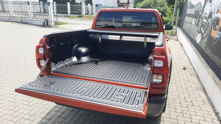 Echipare completa pentru Toyota Hilux 2025