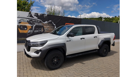 Echipare completa pentru Toyota Hilux GR Sport II, 2025