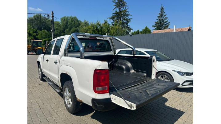 Montare capitonaj de bena si rollbar pe Volkswagen Amarok 2015