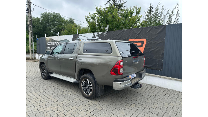 Montare hardtop Aeroklas GSE-L pe Toyota Hilux 2025