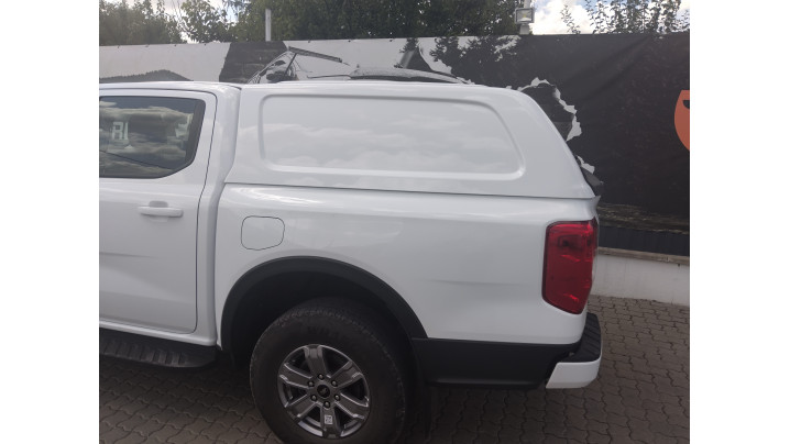 Aeroklas GWE canopy installed on Ford Ranger 2025