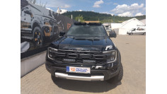 Montare reflectoare Triple‑R 850 Lazer Lamps si consolă proiectoare pe Ford Ranger Raptor 2025