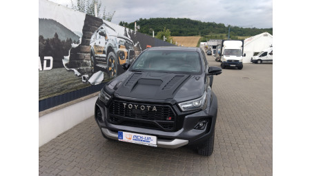 Echipare completa pentru Toyota Hilux GR Sport II 2025