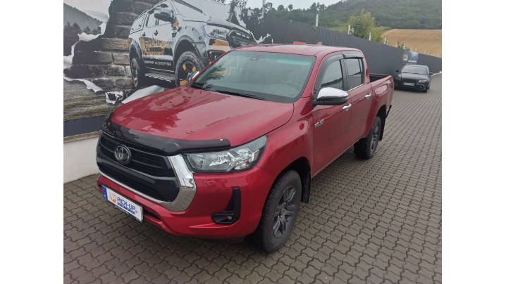 Bed liner, hood guard, window visors installed on Toyota Hilux 2025