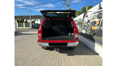 Fully equiped Toyota Hilux 2025
