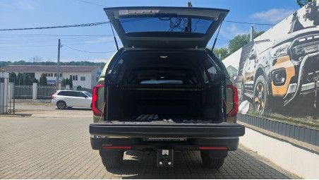 Montare hardtop si deflector de geam si capota pe Volkswagen Amarok 2025