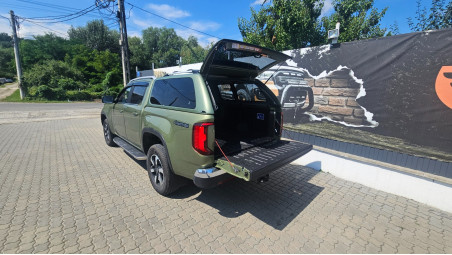 Montare hardtop si deflector de geam si capota pe Volkswagen Amarok 2025
