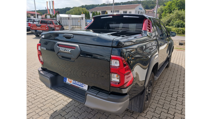 Montare inchidere de bena sport cover SCZ si capitonaj de bena pe Toyota Hilux 2025