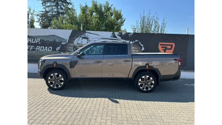 RealTruck roll cover installed on KGM Musso Grand 2026