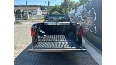 RealTruck roll cover installed on KGM Musso Grand 2026