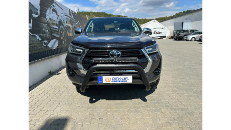 Fully equiped Toyota Hilux 2024