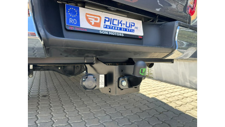 Fully equiped Toyota Hilux 2024