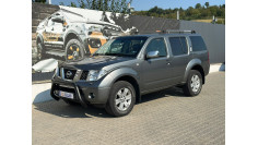 Bullbar installed on Nissan Pathfinder 2006