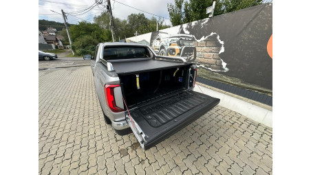 RealTruck roll cover installed on Volkswagen Amarok 2025