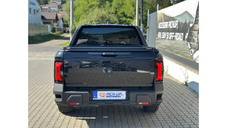 Manual roll cover installed on KGM Musso EV 2025