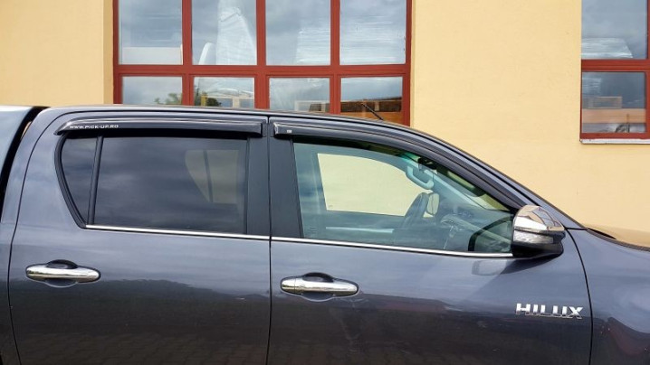 DEFLECTOR GEAM EGR TOYOTA HILUX 2016+