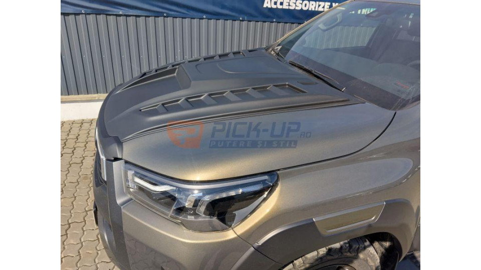 Aparator hood extension Toyota Hilux 2024 SAF HEX