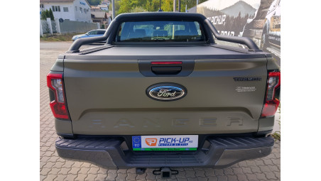 Manual roll cover installed on Ford Ranger Tremor 2025