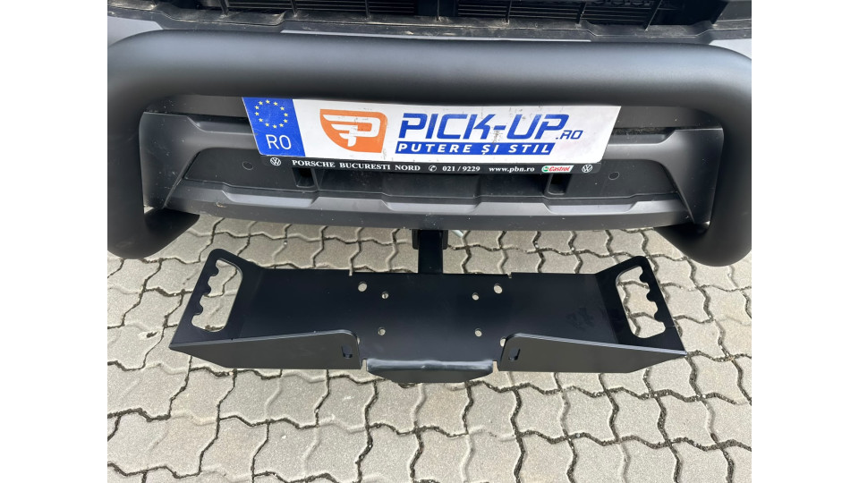 Multi Mount Winch System installed on Volkswagen Amarok 2025