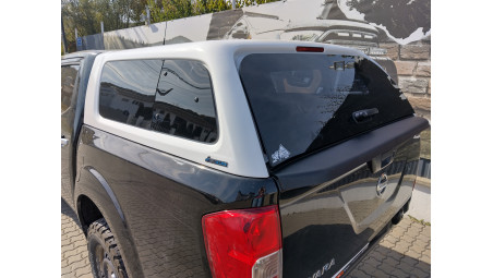 Montare capitonaj de bena si hardtop pe Nissan Navara NP300