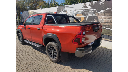 Montare rulou de bena, rollbar, praguri laterale pe Toyota Hilux 2023