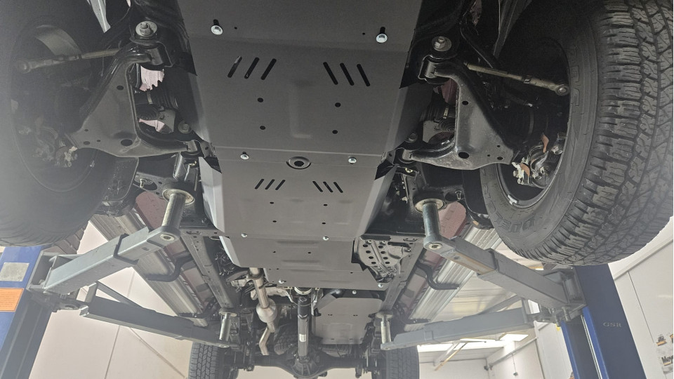 Echipare completa pentru Toyota Hilux 2025