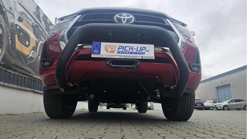Echipare completa pentru Toyota Hilux 2025