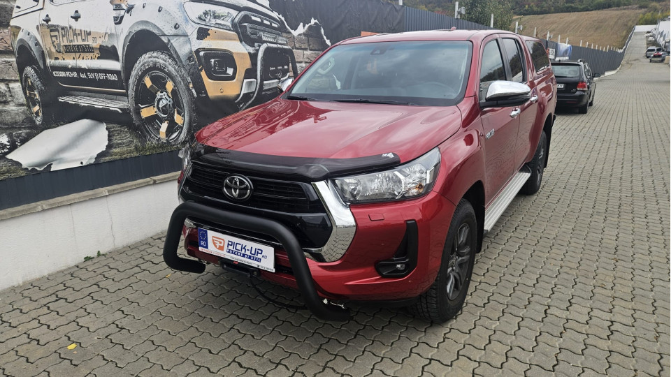 Fully equiped Toyota Hilux 2025