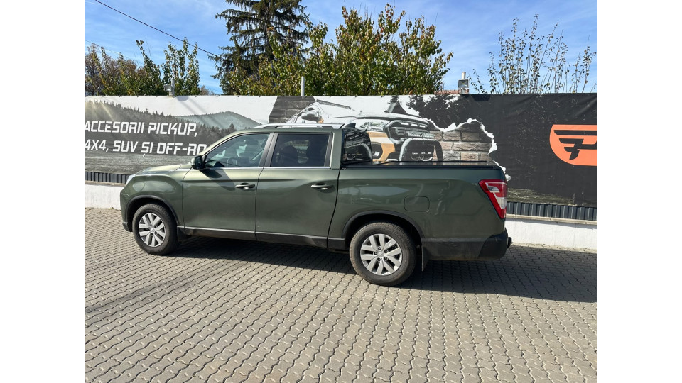 Roll cover and Tow Bar installed on KGM Musso Grand 2025