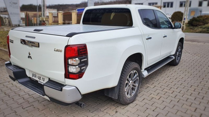 Tonneau roll cover Mitsubishi L200 2015-2022 MT RU