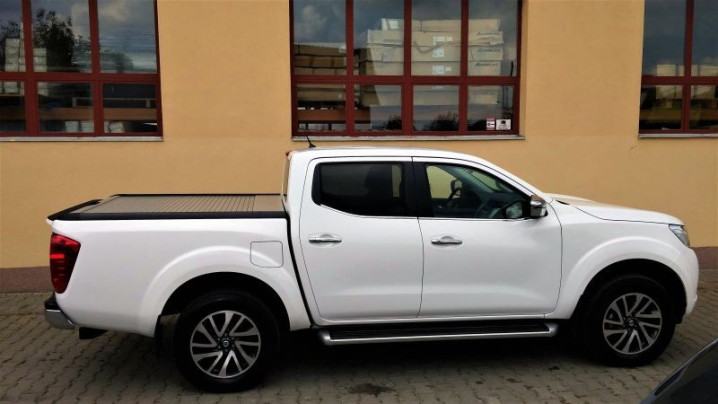 Tonneau roll cover Nissan Navara NP300 2016-2022 MT RU