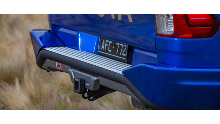BARA SPATE ARB SUMMIT 3614120 TOYOTA HILUX 2016+