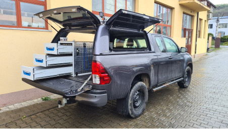 Toyota Hilux 6 Mai 2020