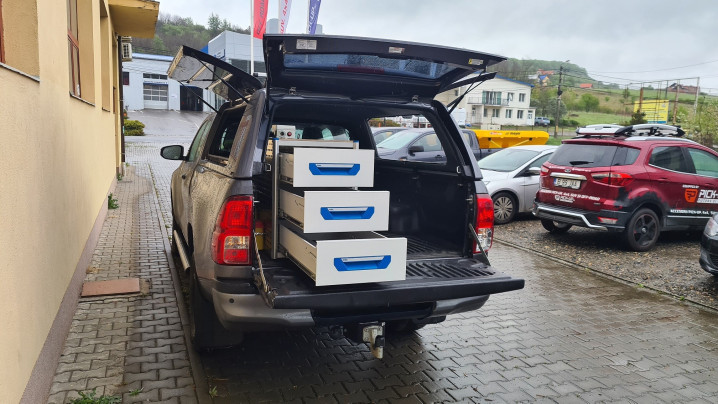 Toyota Hilux 6 Mai 2020